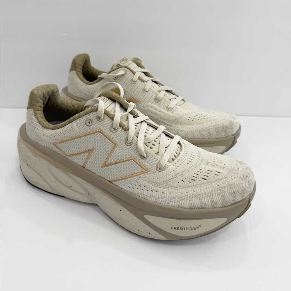 New Balance Fresh Foam X More v5 Women’s Shoes